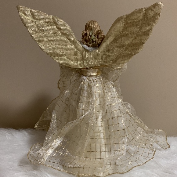 Angel Tree Topper/Mantle Decor - Picture 4 of 4